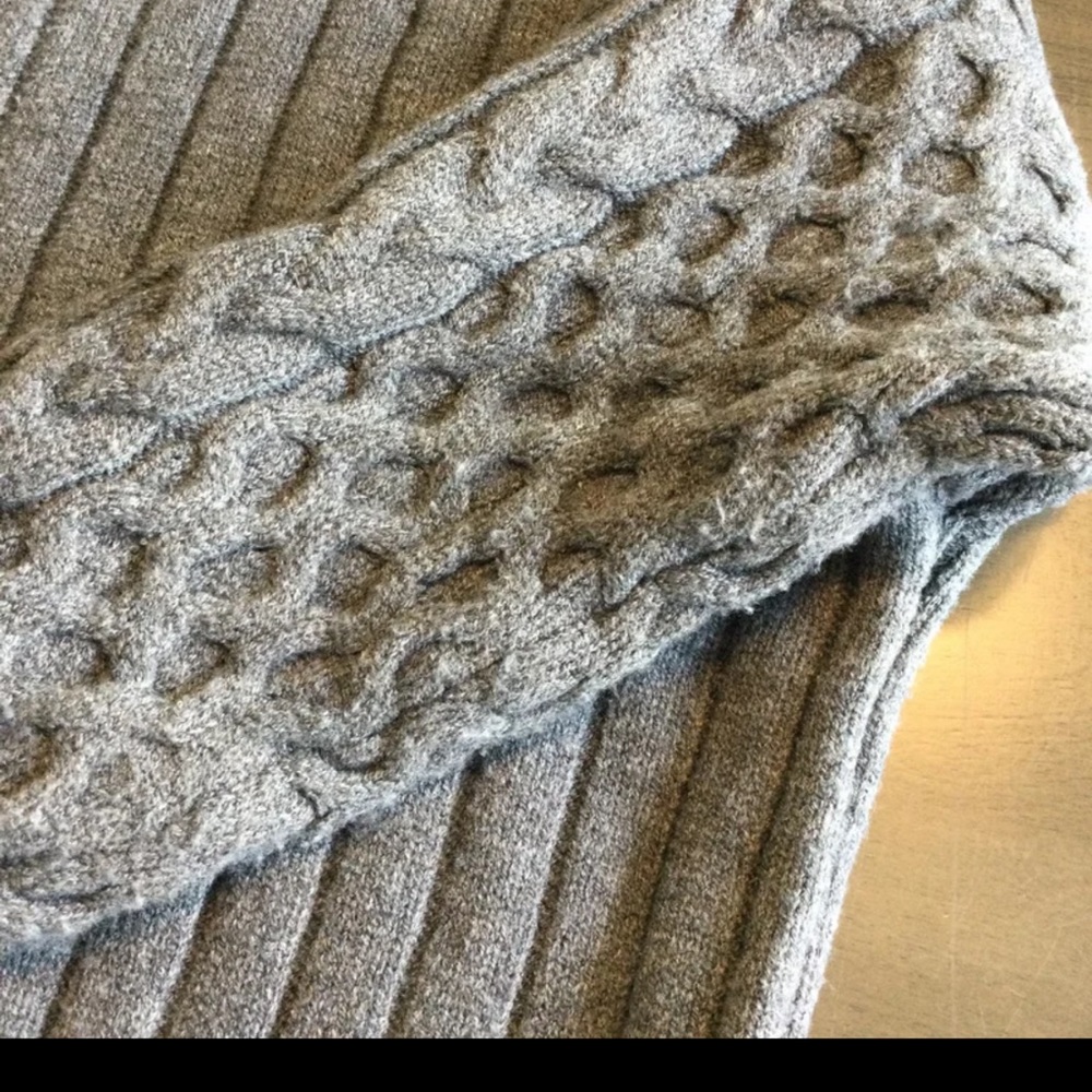Bershka Gray Knit Sweater - Picture 8 of 8